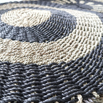 Round Seagrass Black & Tan - Circles - 1m