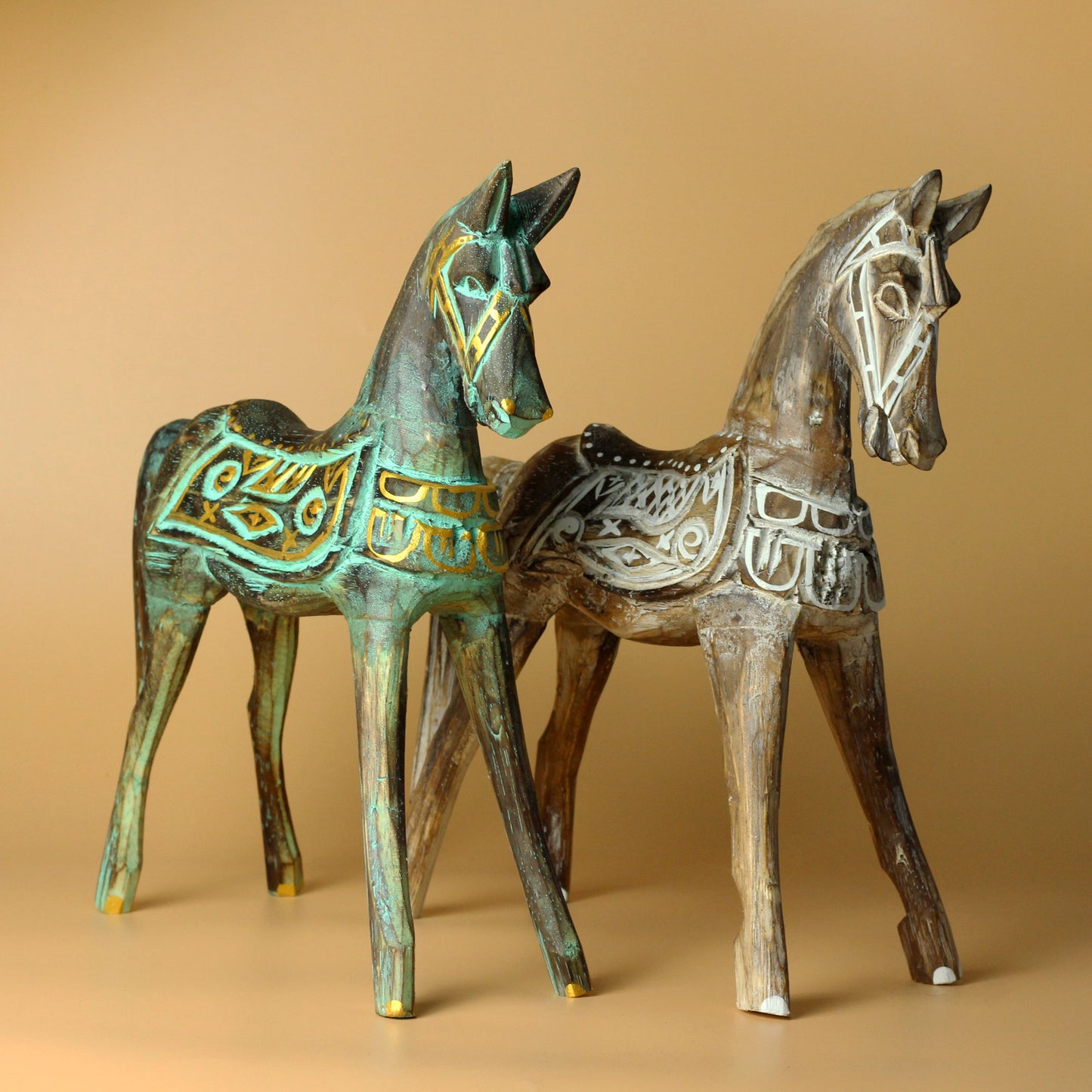 Großes Pferd in Gold und Türkis, 32 cm 