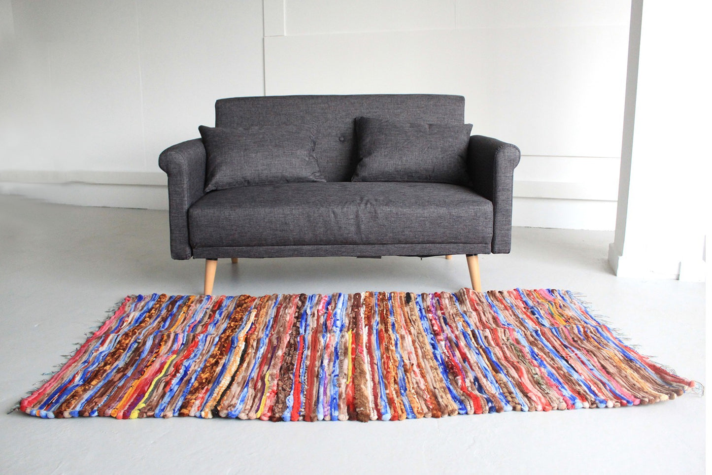 Large Velvet Rug - 105x185cm