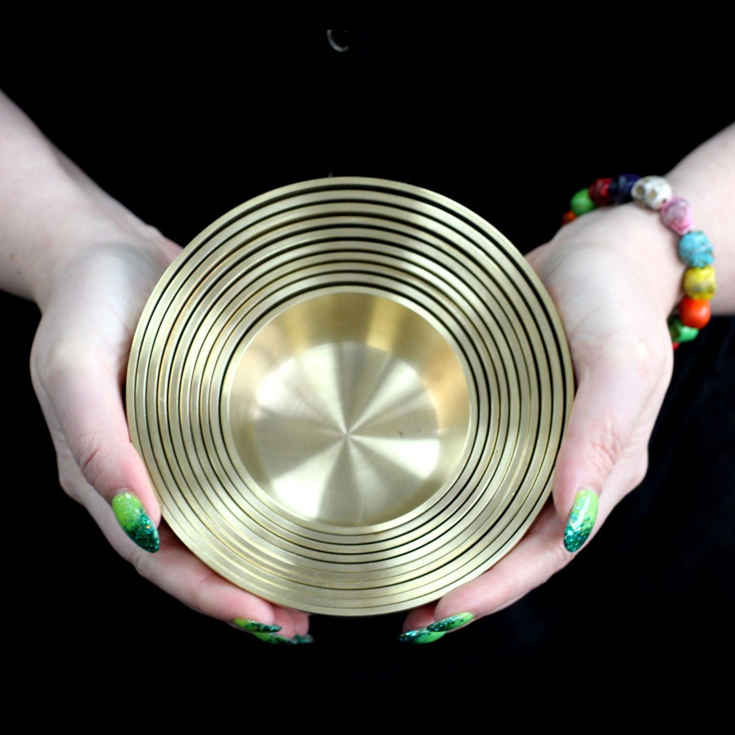 Set mit 10 Glockenmetallschalen