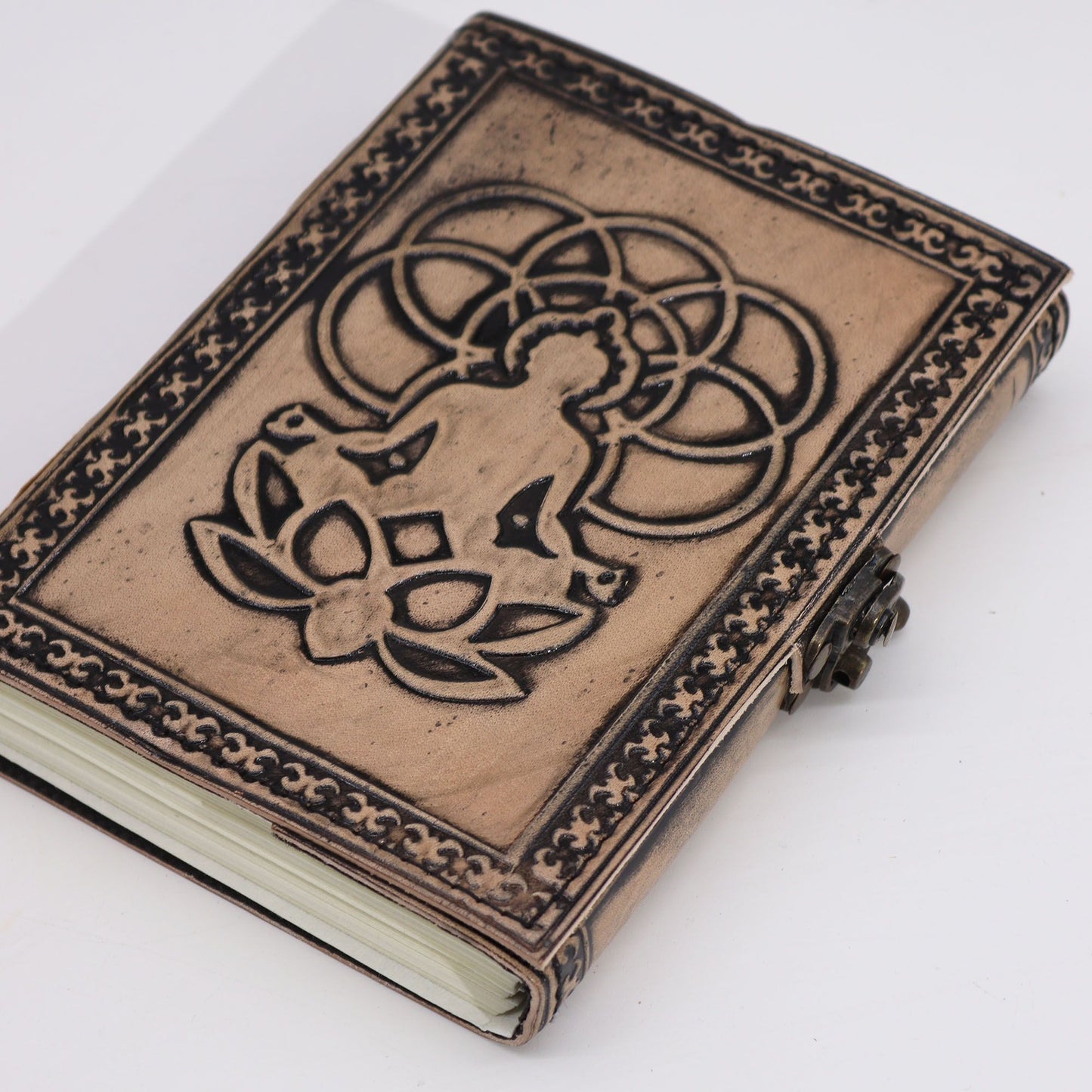Buddha – Esoterisches Notizbuch – Rotbraun – 200 Seiten, Fadenheftung – 17,5 x 12,5 x 3 cm